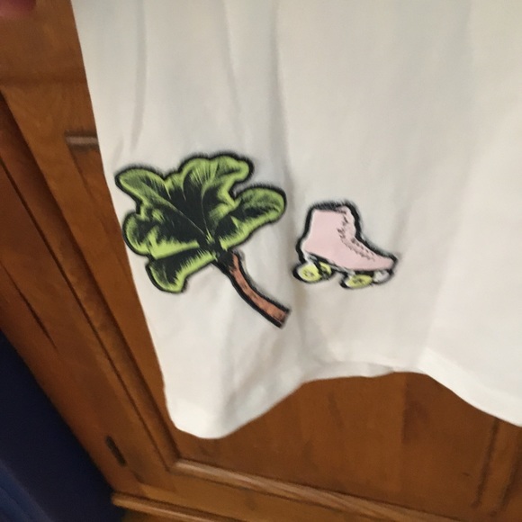 Juicy knit patches graphic tee - Picture 2 of 5